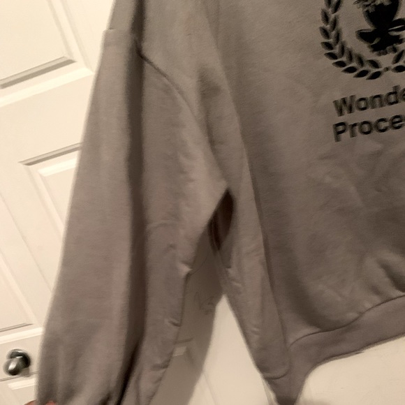 Sweat shirt - Picture 2 of 5